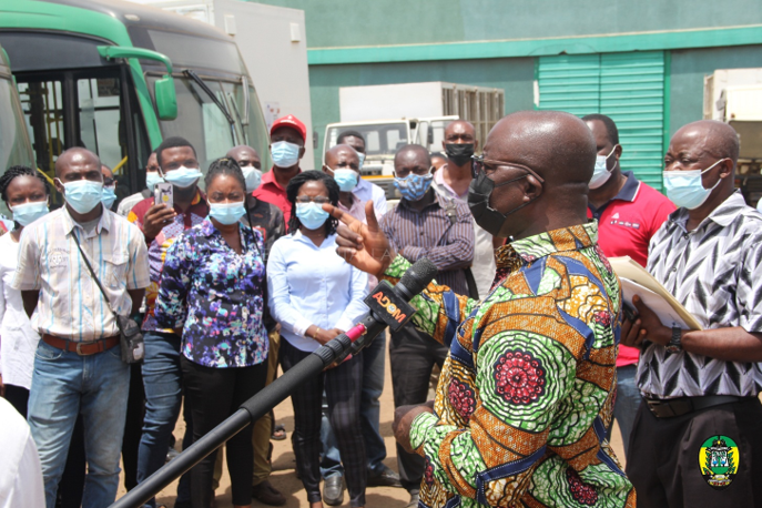Hon. Osei Assibey interacting with the drivers